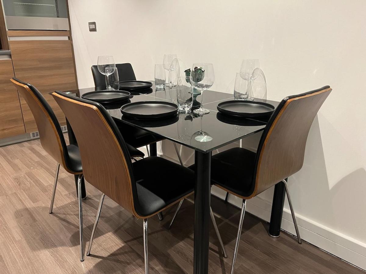 Charming & Cosy 2 Bed Londra